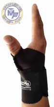 Cargar imagen en el visor de la galería, MUÑEQUERA DEPORTIVA MEDIO GUANTE NEOPRENO TERMICO 2 PIEZAS