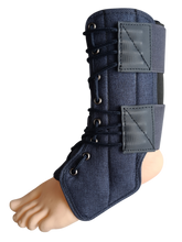 Cargar imagen en el visor de la galería, FERULA PARA TOBILLO VARILLAS DE ALUMINIO INMOVILIZADOR AZUL
